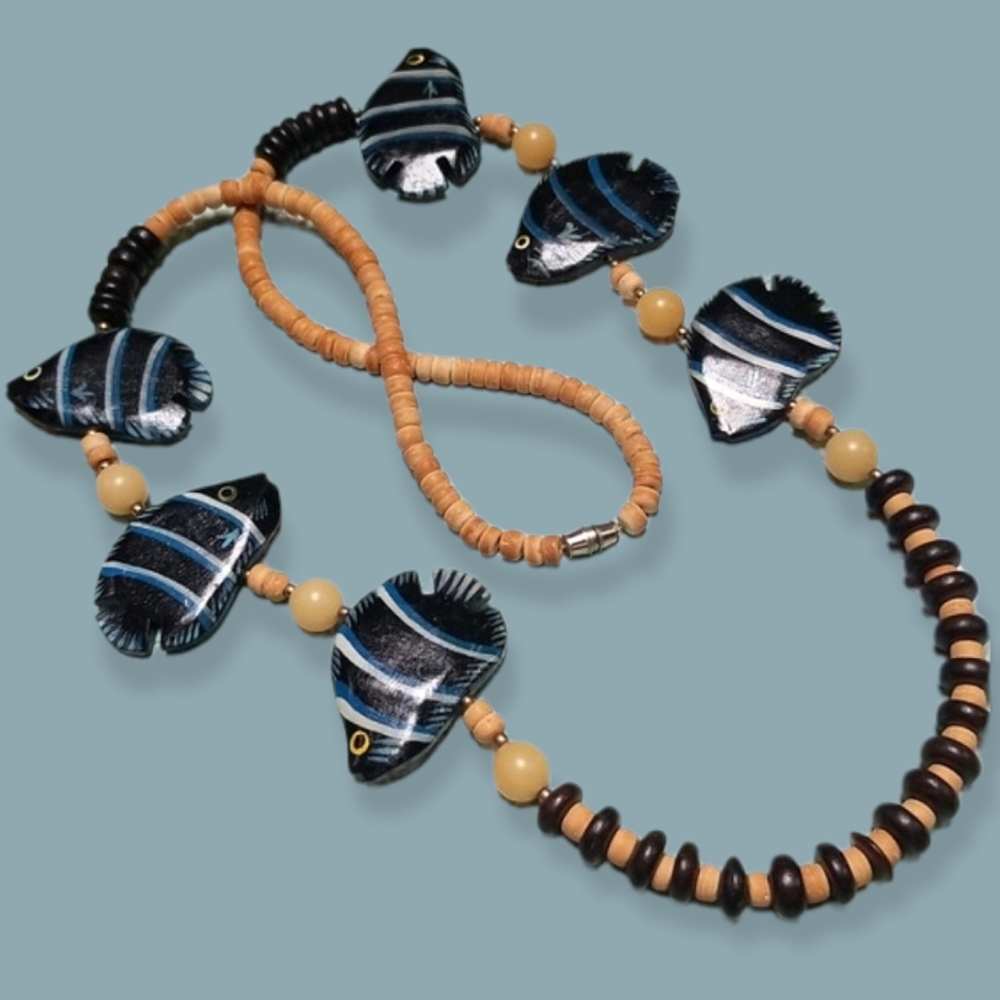 Vintage 1960s Painted Wood Bead Tropical Fish Necklace